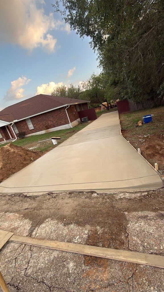New concrete driveway, San Antonio area